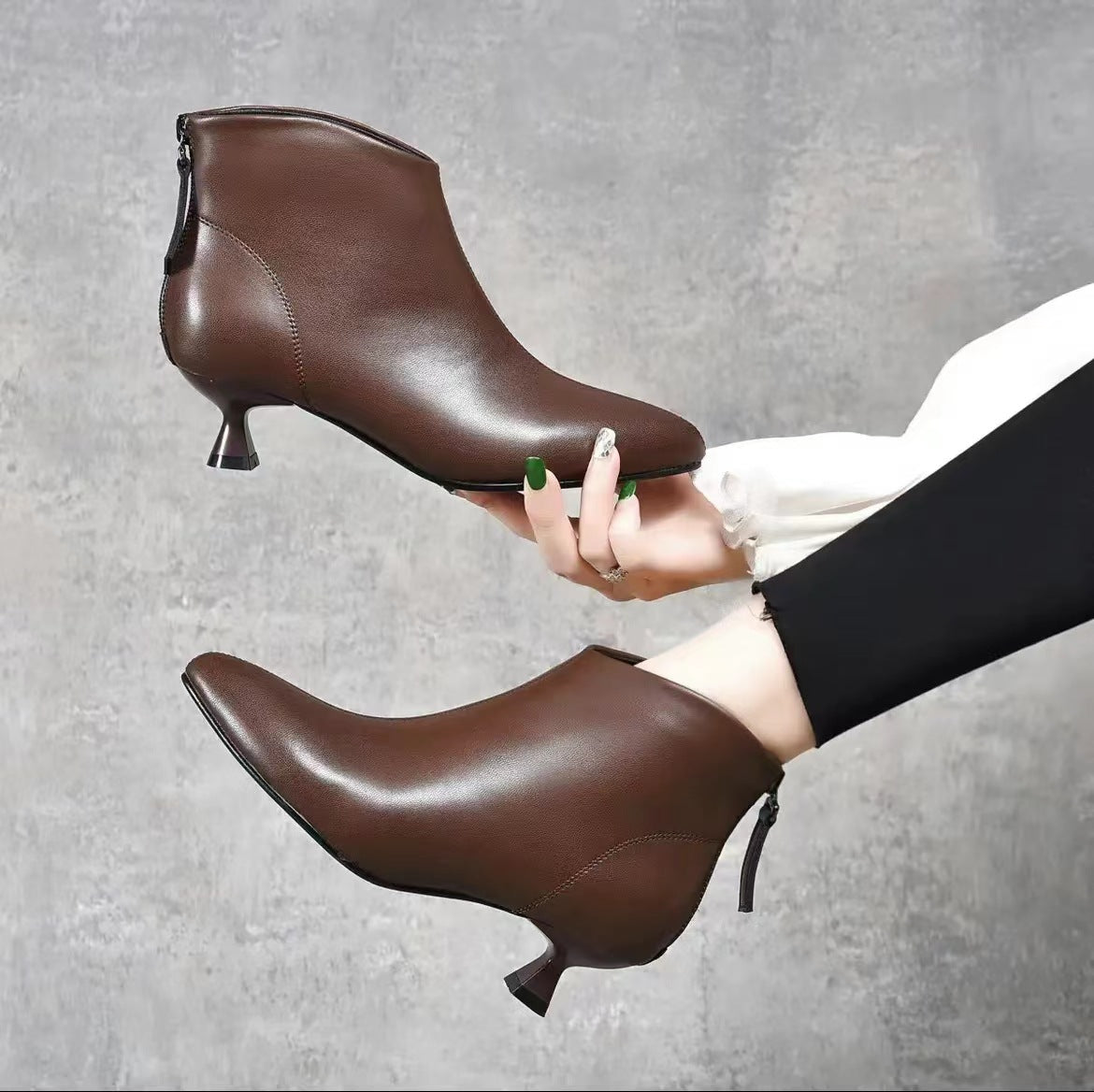 Women's Low Pointed Toe Mid Soft Fleece-lined Boots