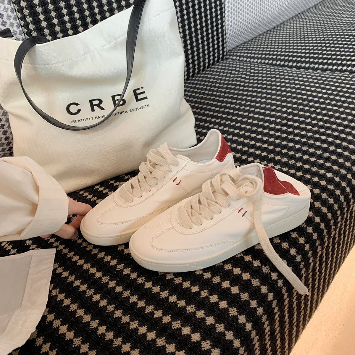 Women's Grape Mom Cowhide Lace Up Sports Round Casual Shoes