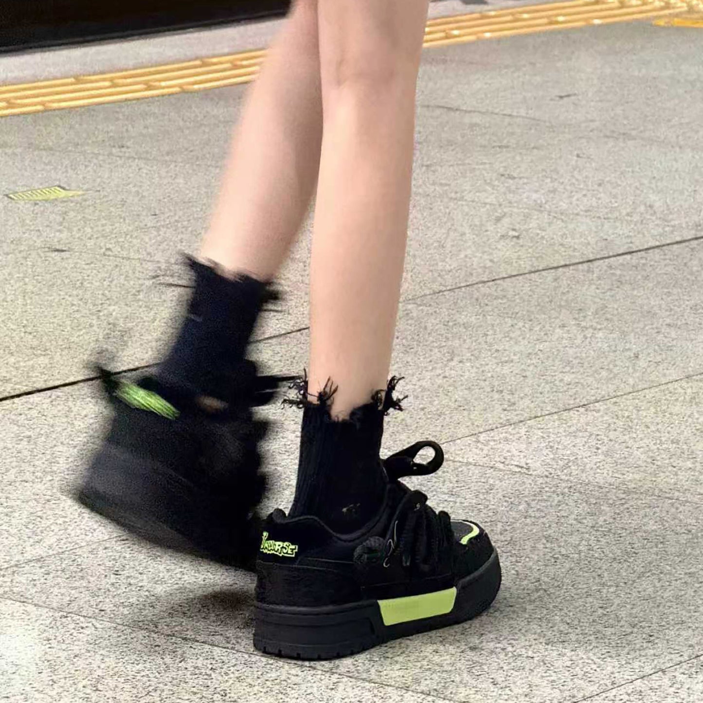 Women's & Men's Of Shoelaces Black Bread Street Trend Men's Board Shoes