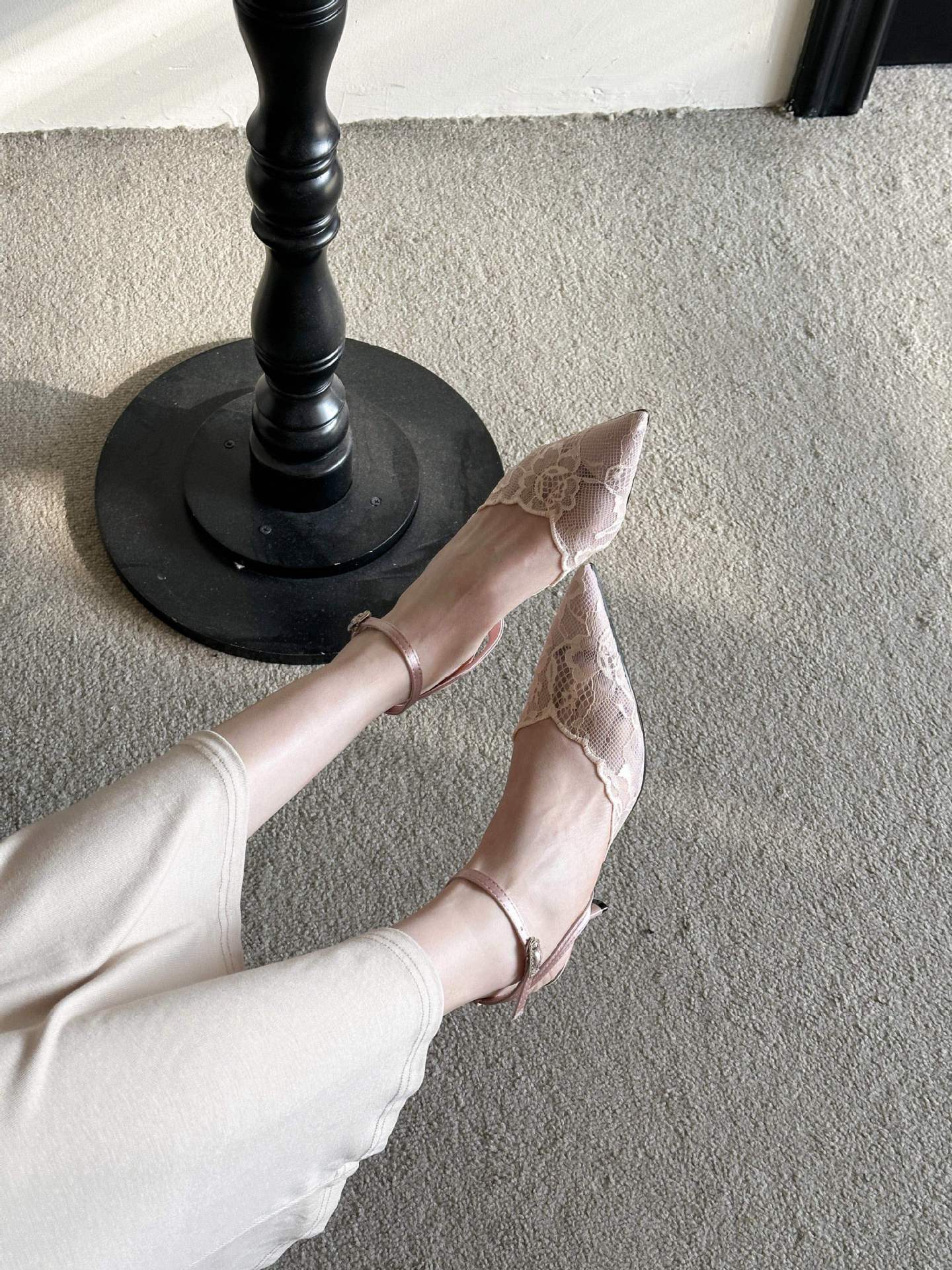 Spring Pointed Toe Stiletto Temperament Slimming French Sexy Heels