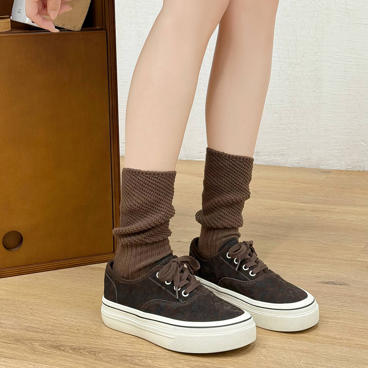 Women's Biscuit Shape Soft Bottom Wild First Layer Cowhide Sports Women's Casual Shoes