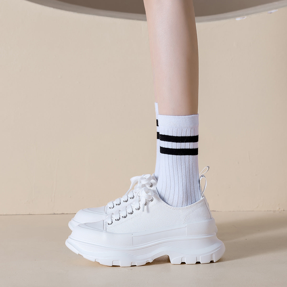 Elegant Women's White Platform Sports Board Canvas Shoes