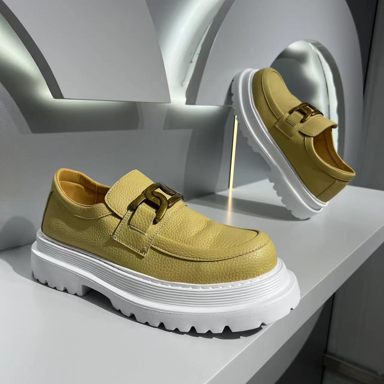 Men's Height Increasing One Pedal Business White Loafers