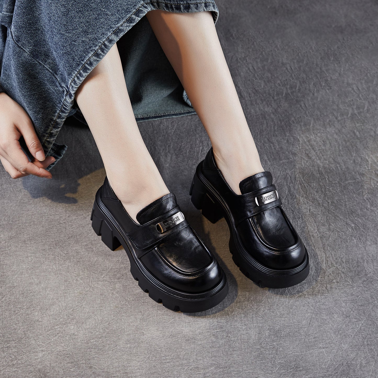 Women's Platform Autumn Light Luxury Cowhide Small Versatile Metal Loafers