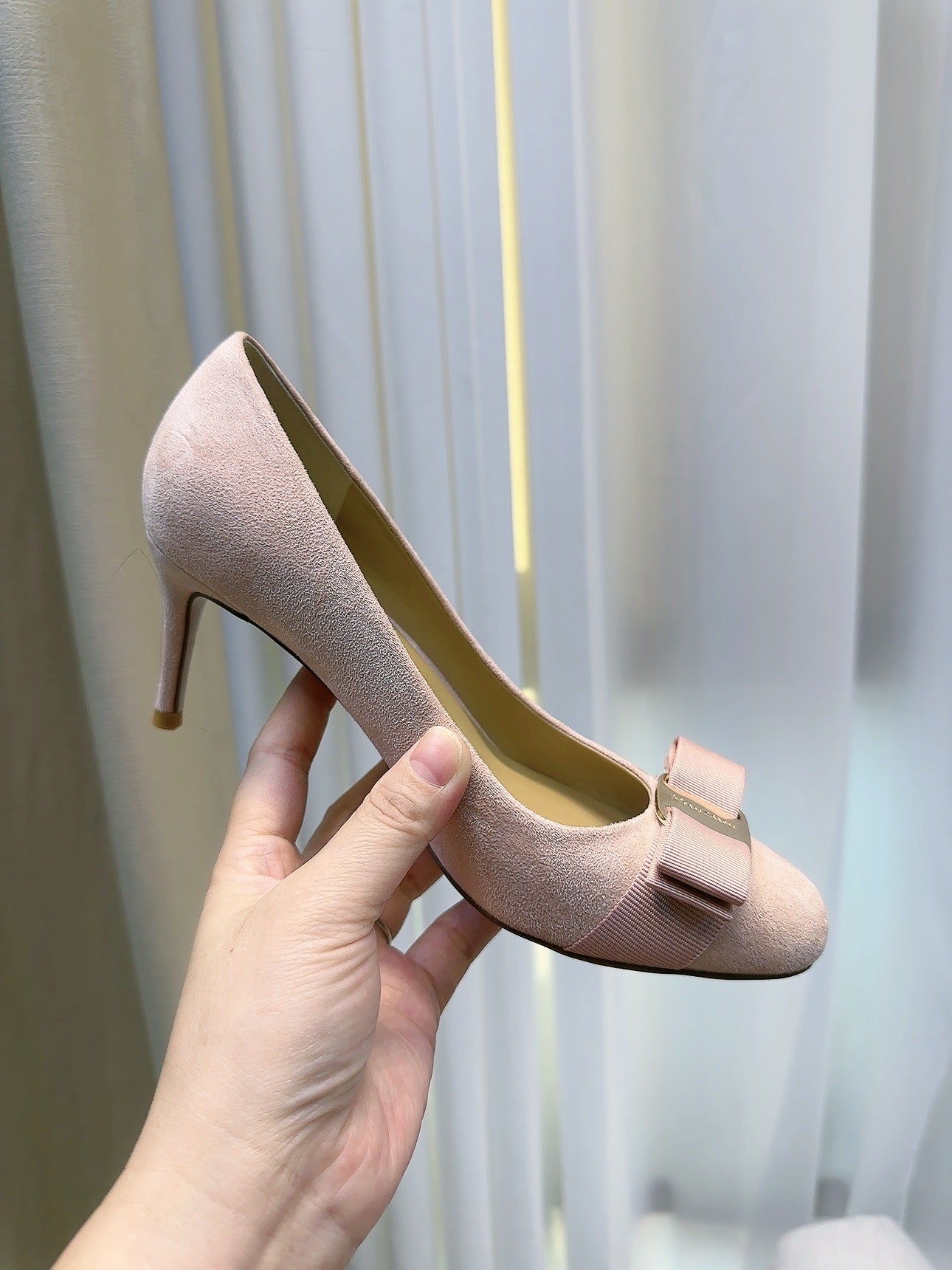 Women's French Gentle Bow Low-cut Stiletto Pumps Ancient Early Style Elegant Heels