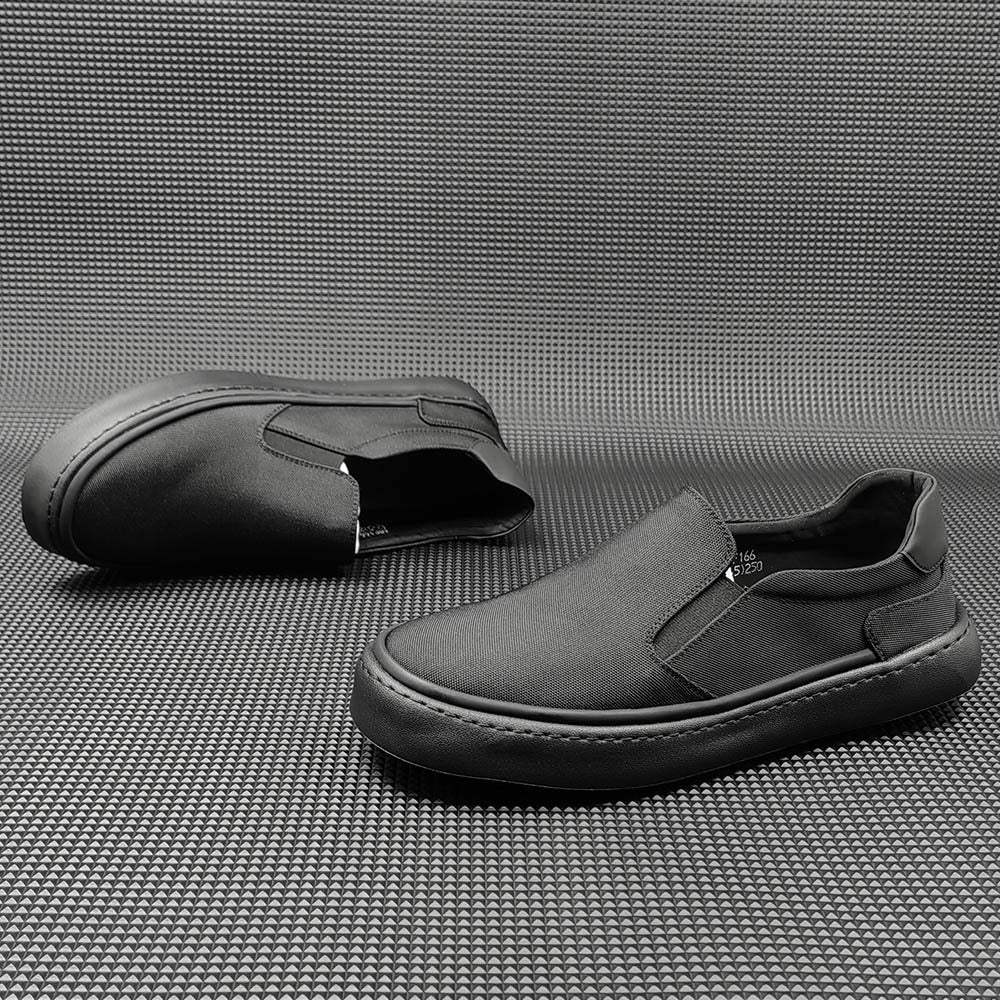 Men's Summer Slip-on Fashionable Soft Bottom Niche Men's Casual Shoes