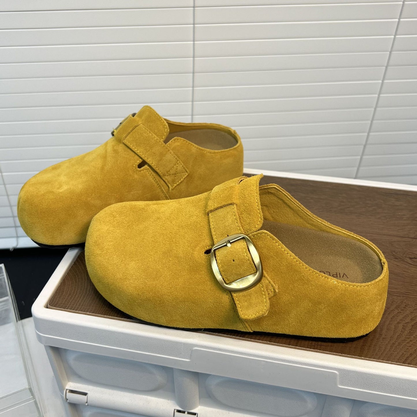 Women's Genuine Flat Soft Bottom For Outdoor Thick-soles Slippers