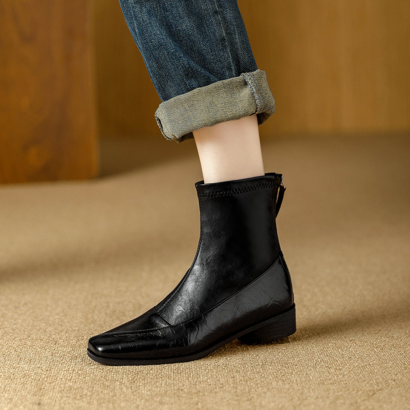 Women's Retro Chelsea Back Zipper Temperament Commute Soft Chunky Versatile Ankle Women's Leather Boots