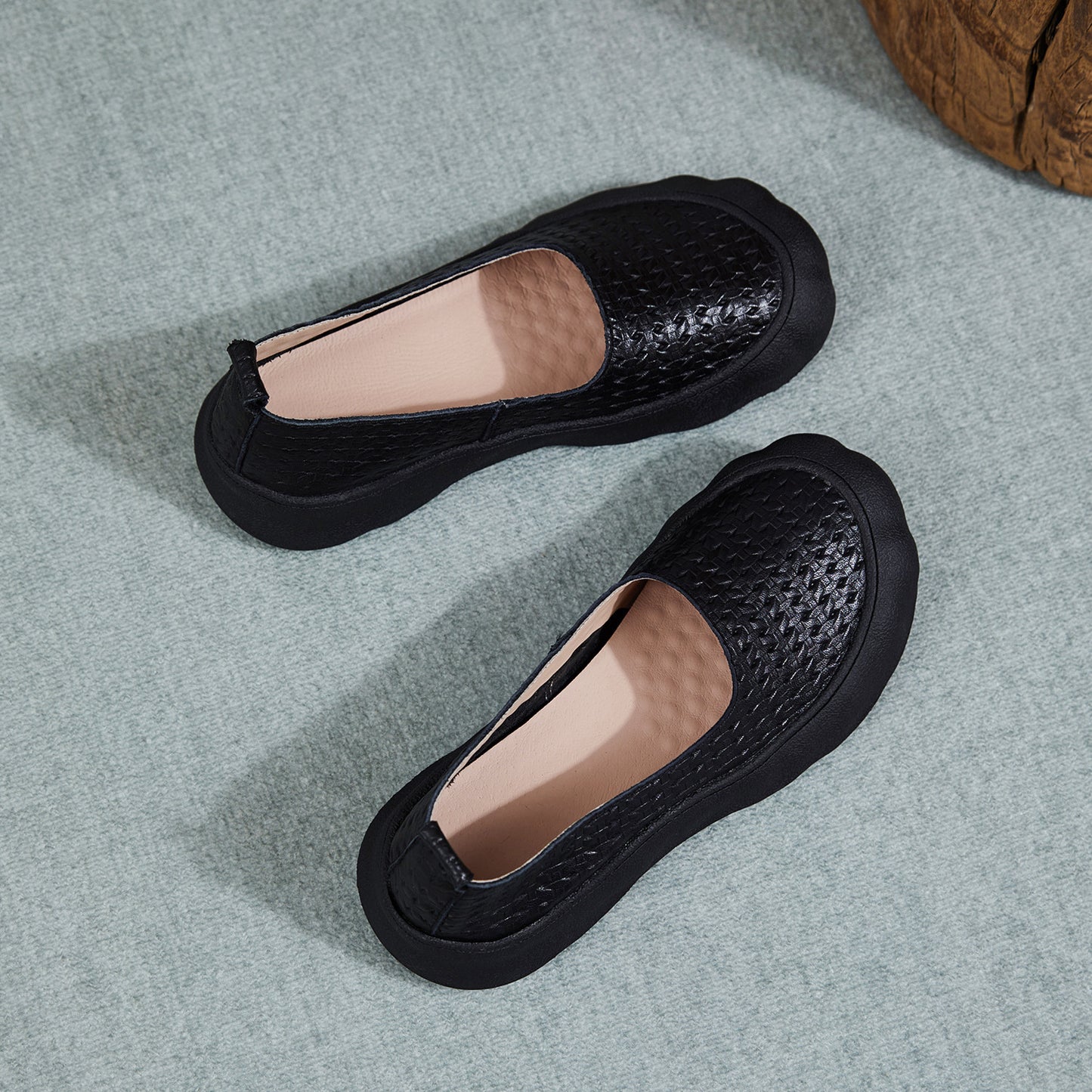 Women's Shallow Mouth Pumps Spring First Layer Cowhide Slip-on Lazy Loafers