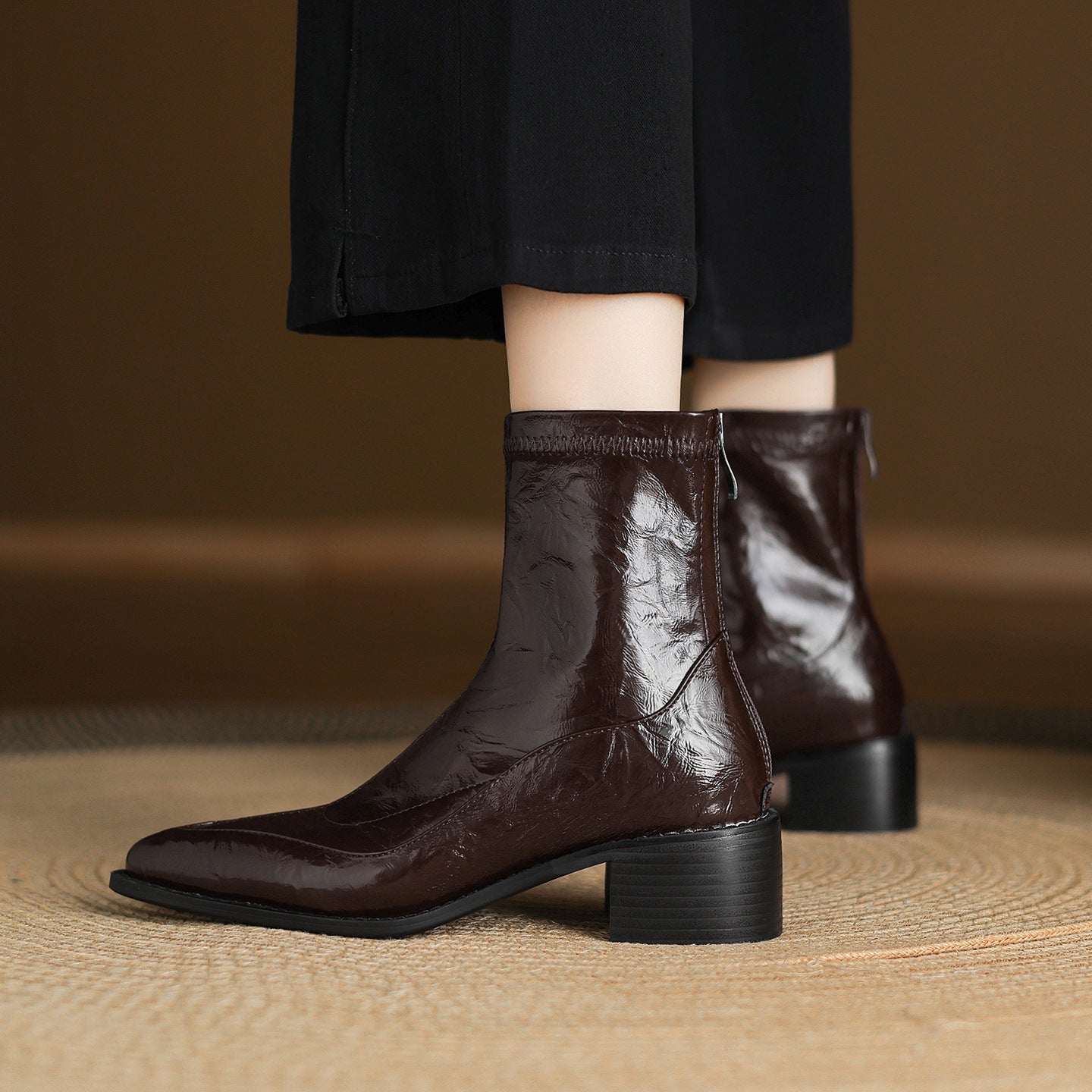 Large Size Retro Pointed Toe Chunky Booties Female Skinny Fashion Women's Leather Boots
