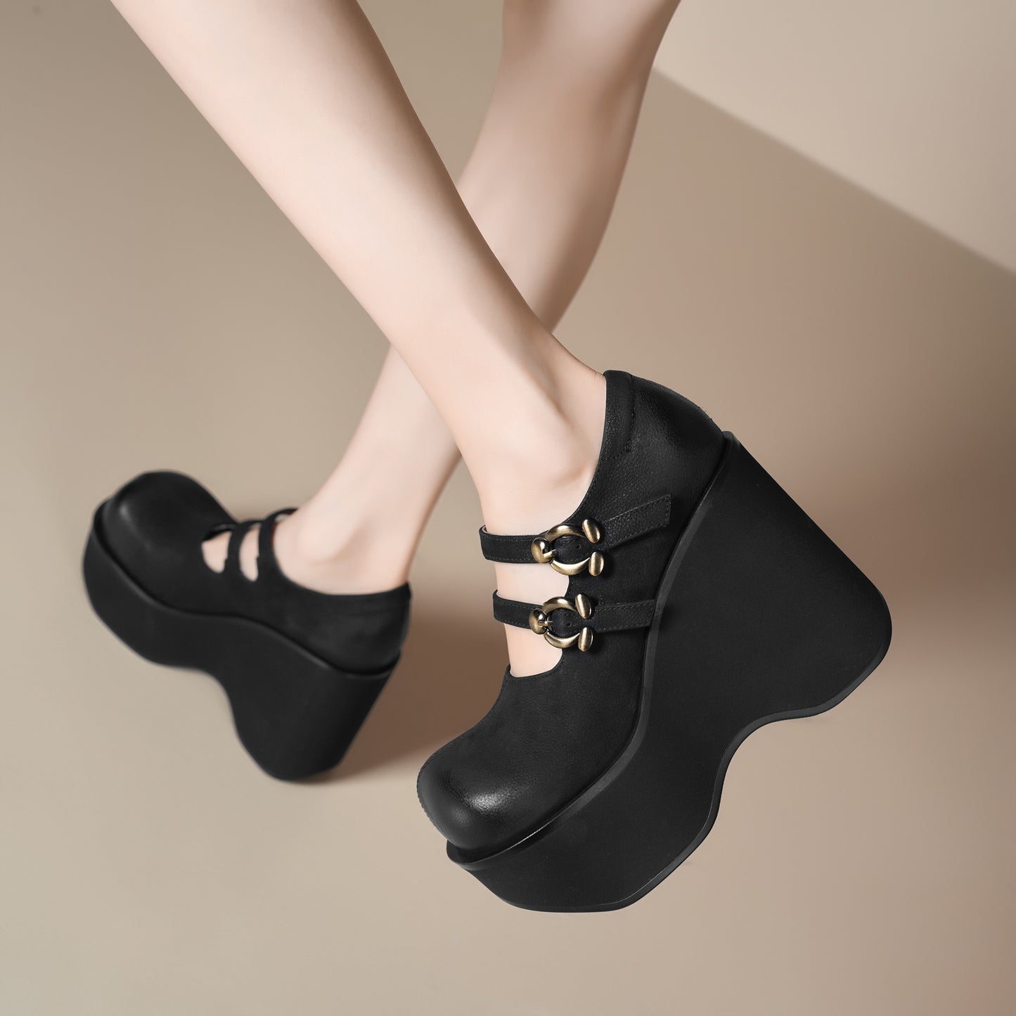 Women's Genuine Fashion Retro Platform High Pumps Women's Casual Shoes
