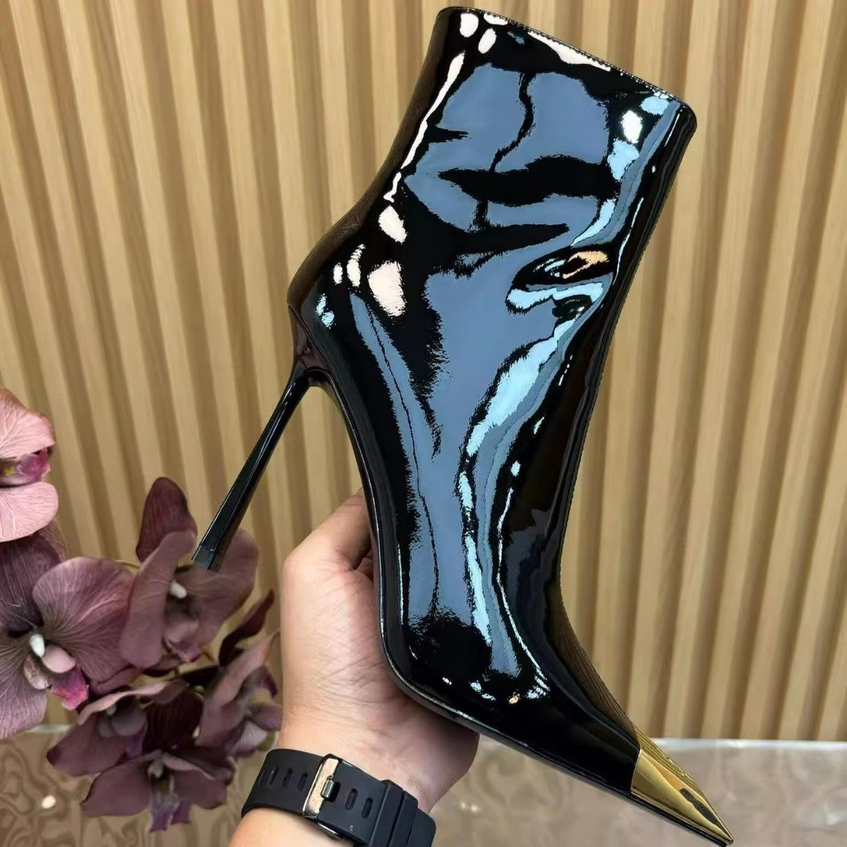 Women's Pu Pointed Toe Black High-heeled Short Stiletto Not Tired Feet Women's Leather Boots