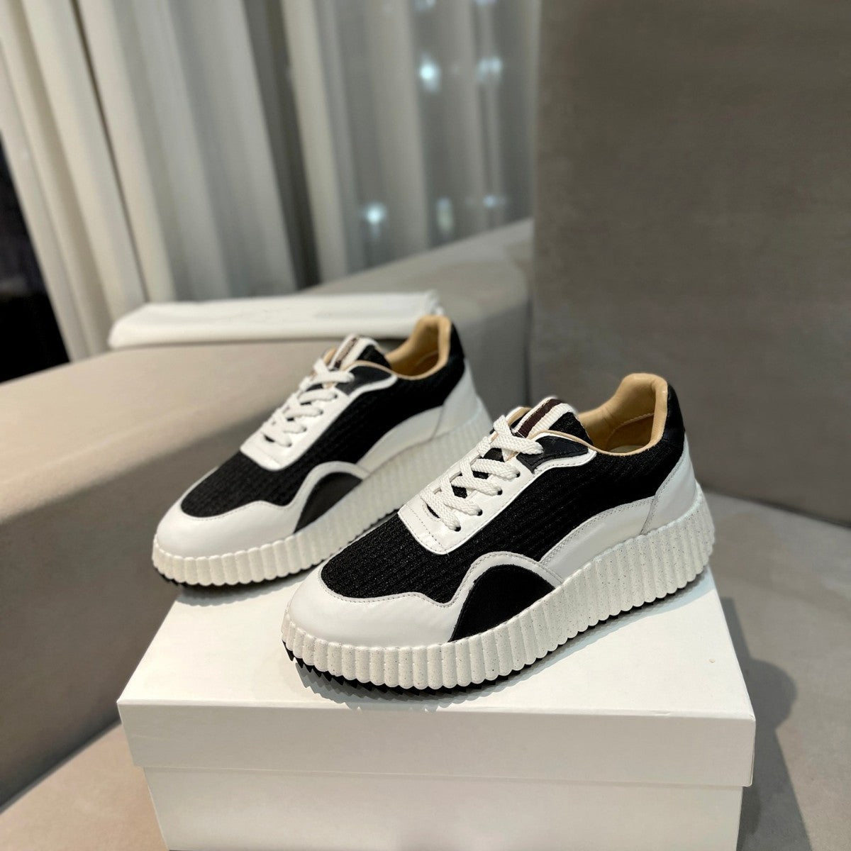 Women's Head Thick Bottom Height Increasing Breathable Platform Men's Shoes