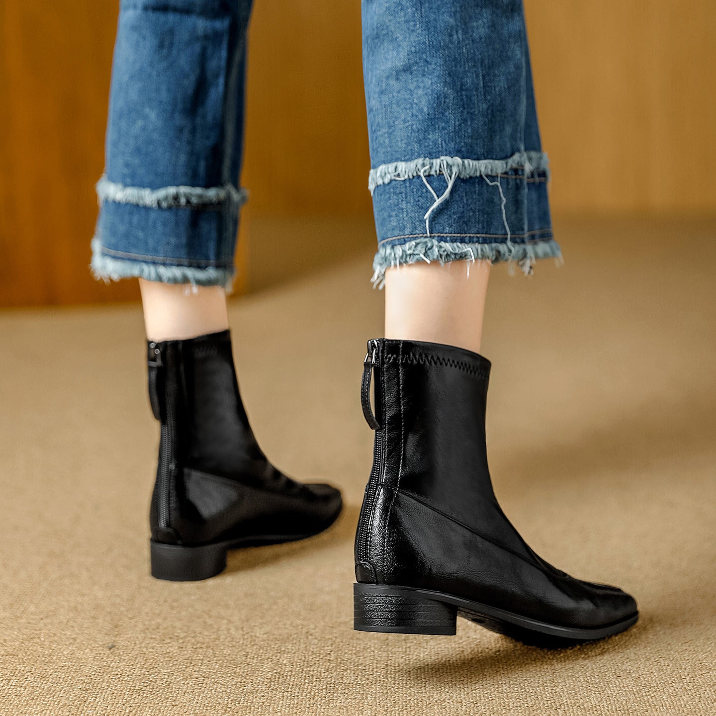 Women's Simple Joker Martin Square Toe Temperament Stretch Heels