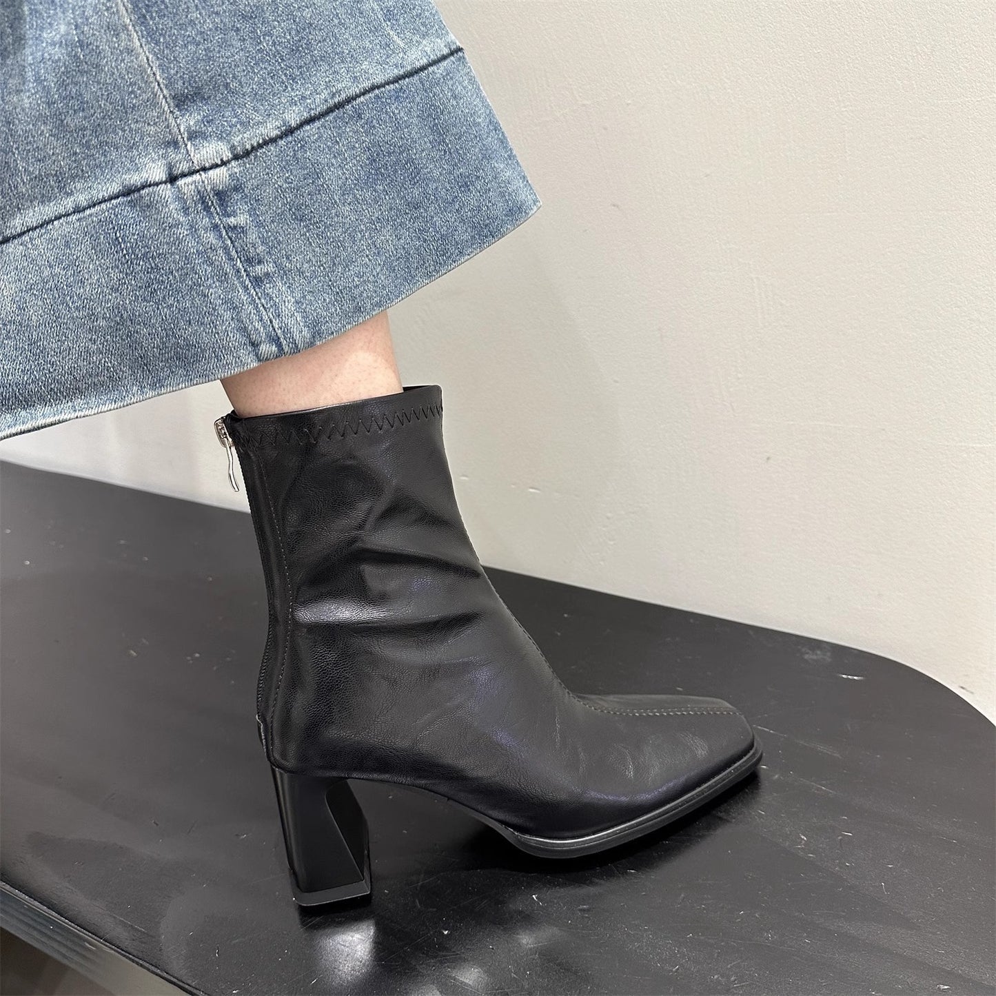 Women's Martin Square Toe High Short French Soft Temperament Heels