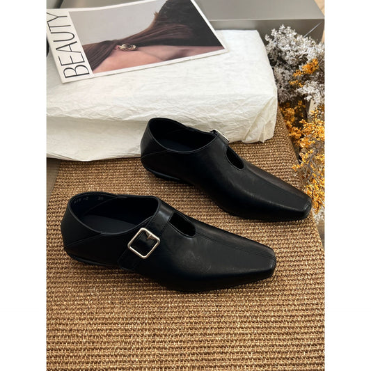 Women's Retro British Square Toe Belt Buckle Low Leather Shoes