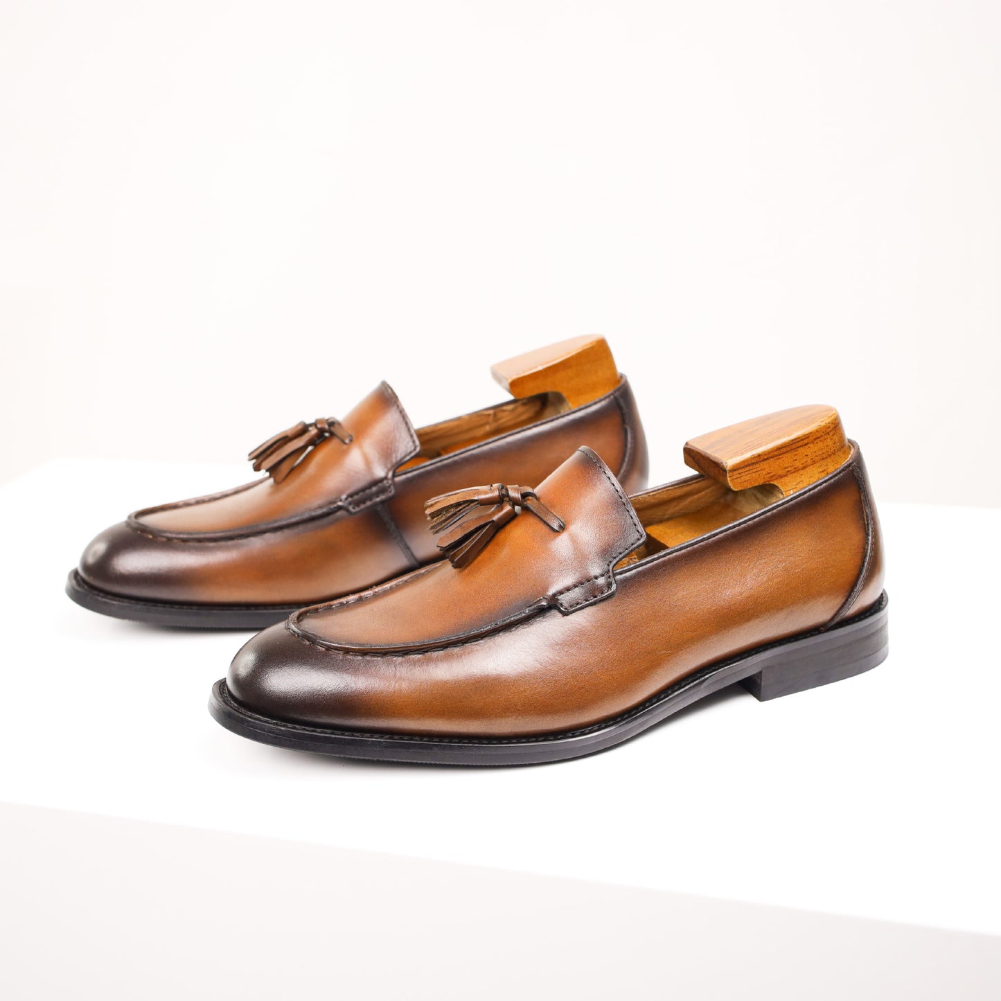 Men's Tassel British Slip-on Extra Large Size Men's Business Leather Shoes