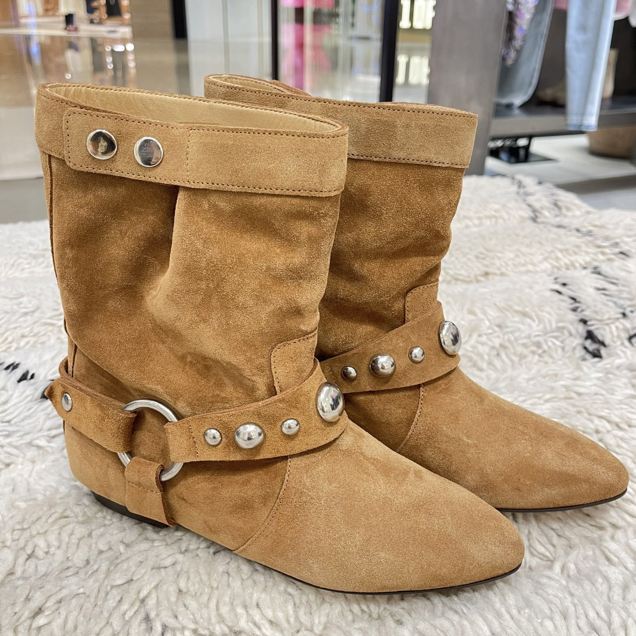 Women's Retro Minority Suede Metal Ring Pointed Western Cowboy Flat Skinny Heels