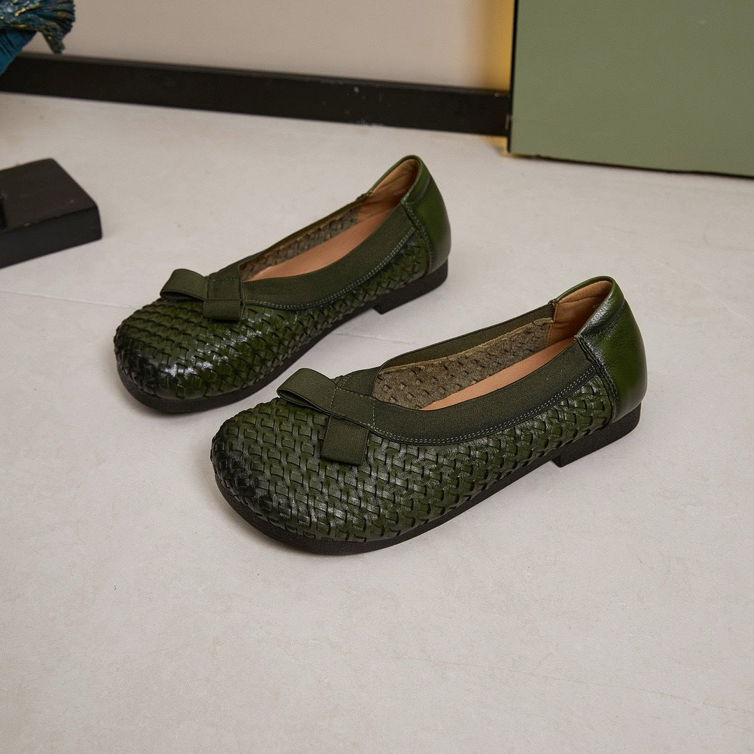 Women's Cowhide Slip-on Woven Bow Breathable Flat Middle-aged Mother Shoes