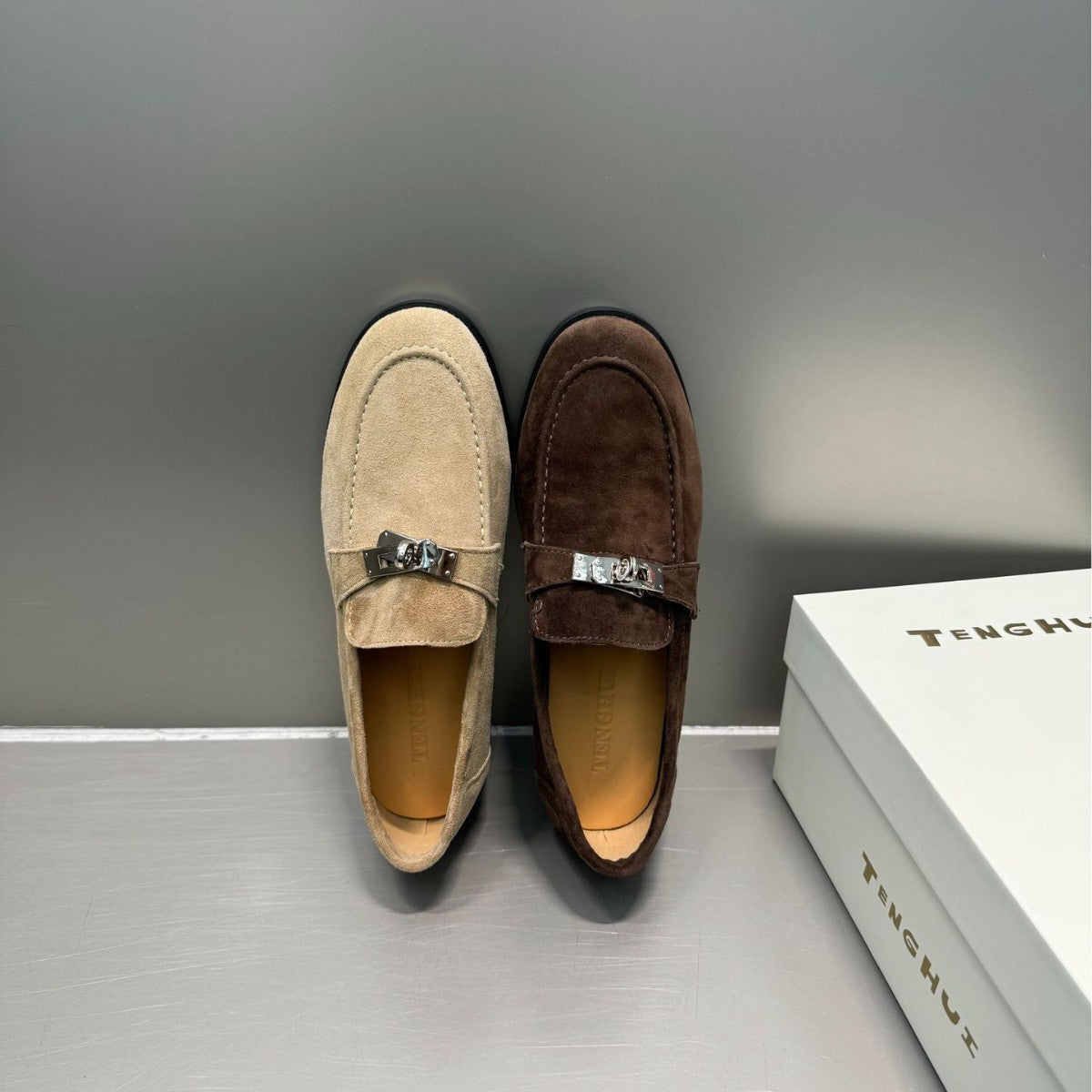 Women's Lock Flat European Goods Round Toe Pumps Loafers