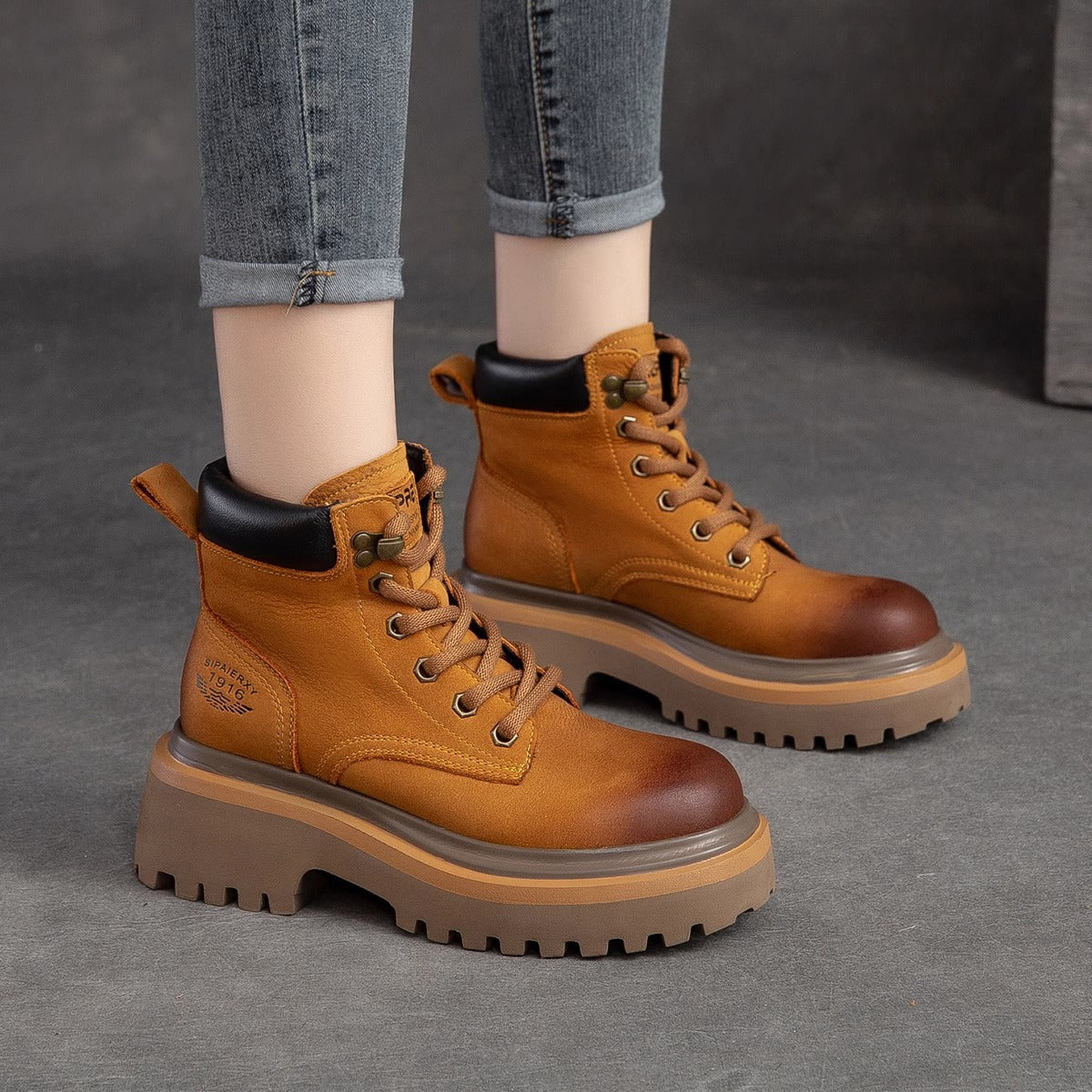 Women's Genuine Thick-soled British Style Martin Cowhide High Worker Vintage Fleece-lined Women's Leather Boots