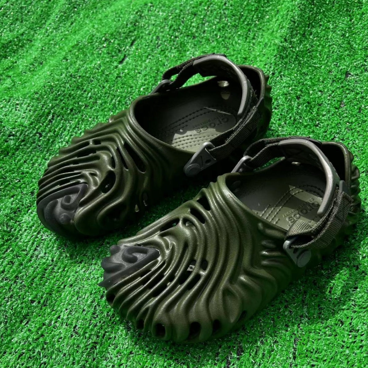 Men's Personalized Fingerprint Beach Outdoor Hole Quantity Sandals