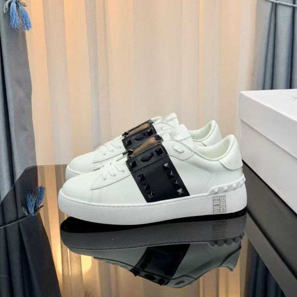 Men's & Women's Rivet Color Matching White Daily Couple Sier Men's Board Shoes