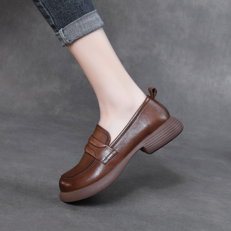 Women's Cowhide Versatile Autumn Handmade Flat Soft Bottom Loafers