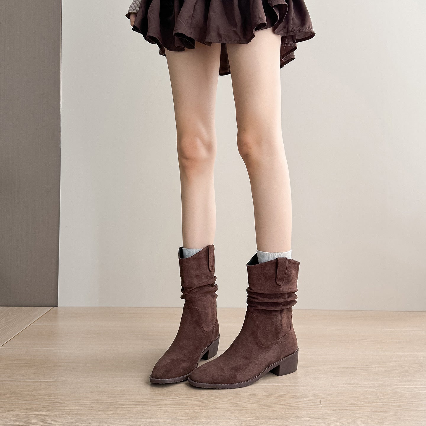 Women's Increasing Insole Suede Western Pile Style Retro Small Thick Middle Women's Leather Boots