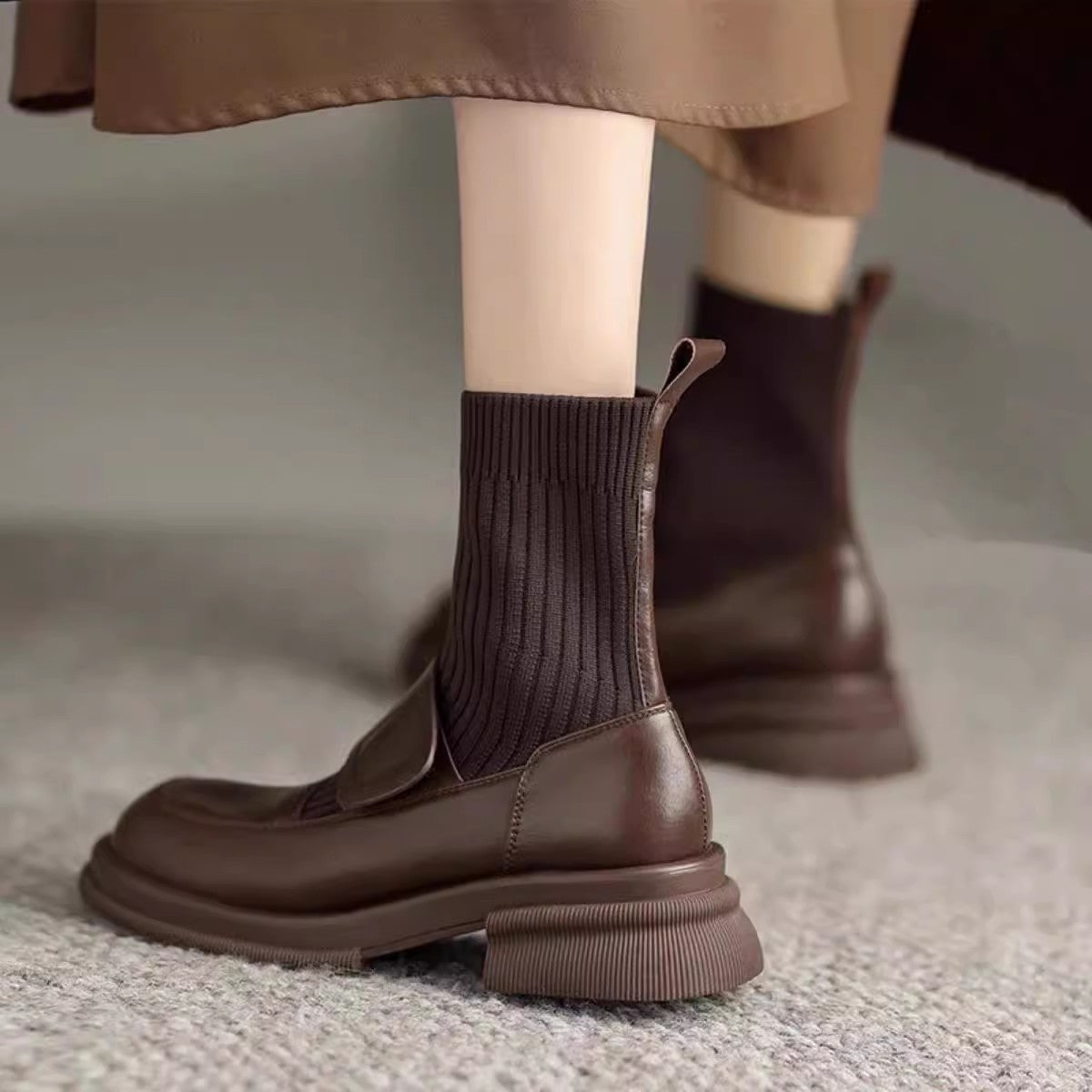 Women's One Genuine Retro Round Head Ankle Knitted Sock Chunky Women's Leather Boots
