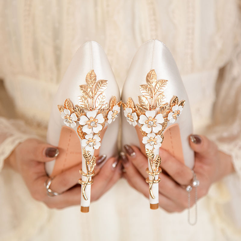 Entry Lux French Pointed Stiletto Satin High Sexy Flowers Design Heels