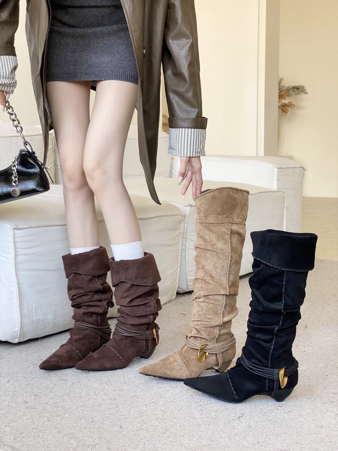 Handmade Binding Cable Pointed Wood Grain Women's Leather Boots