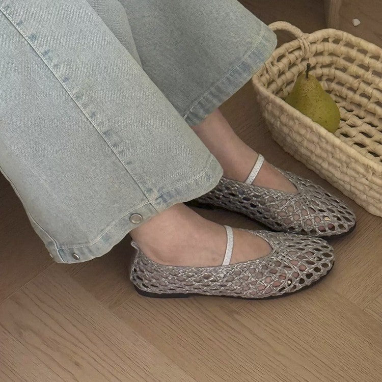 Women's Sheepskin Version Hollow Handmade Strap Round Toe Flat Women's Fashion Shoes