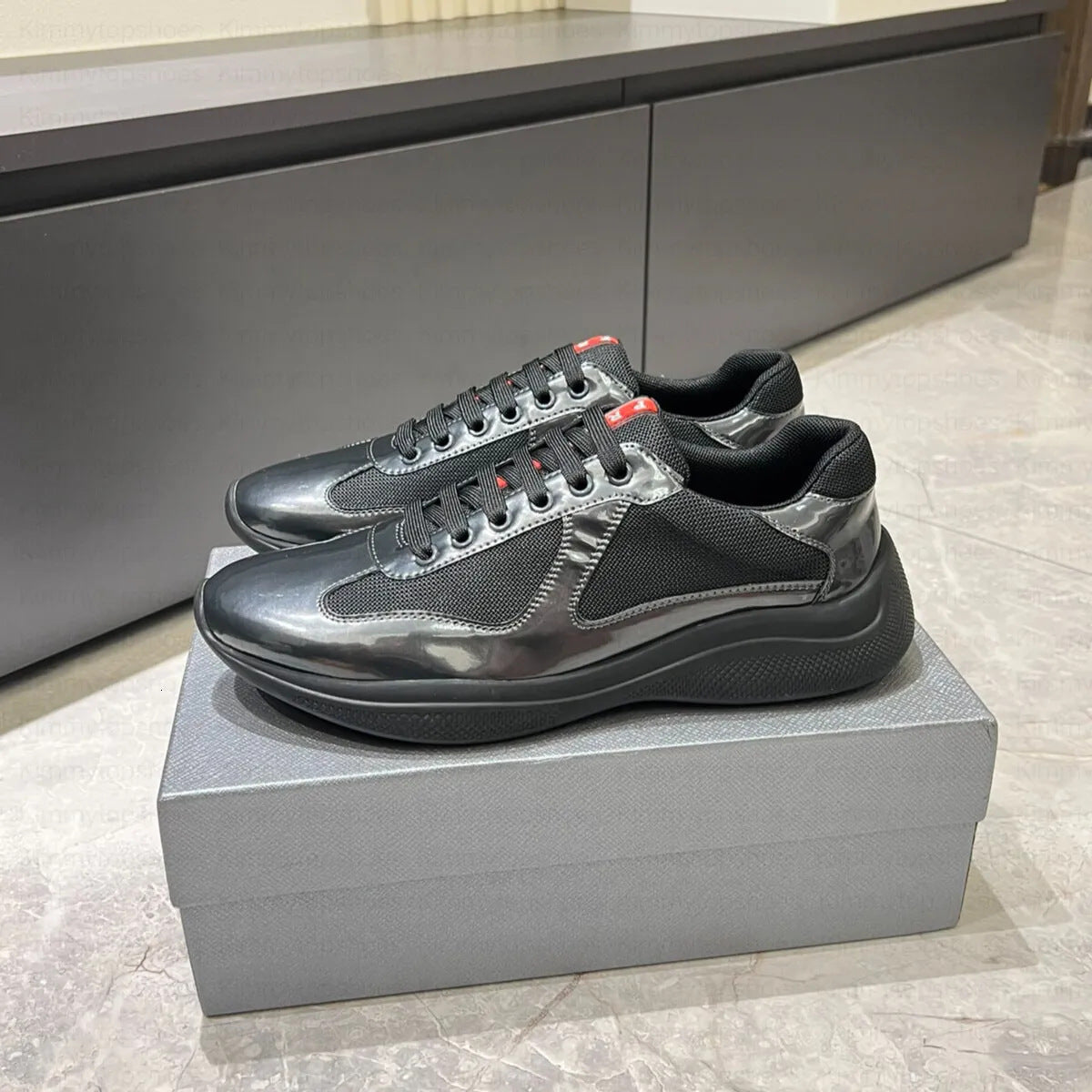 Men's Cowhide Stitching Mesh Breathable Lovers Versatile Men's Sports Shoes