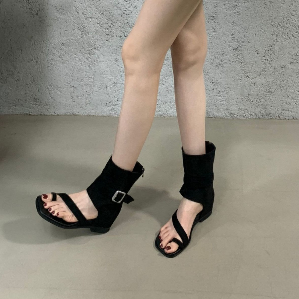 Summer Flip-flops Flat Toe Ring Height Sandals