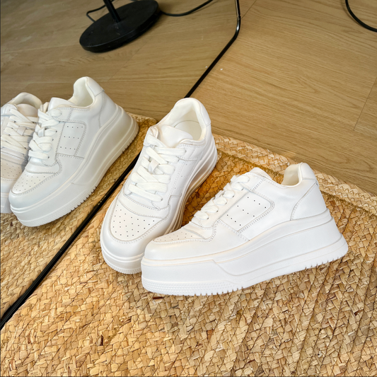 Women's Autumn First Layer Cowhide White Raise The Women's Casual Shoes