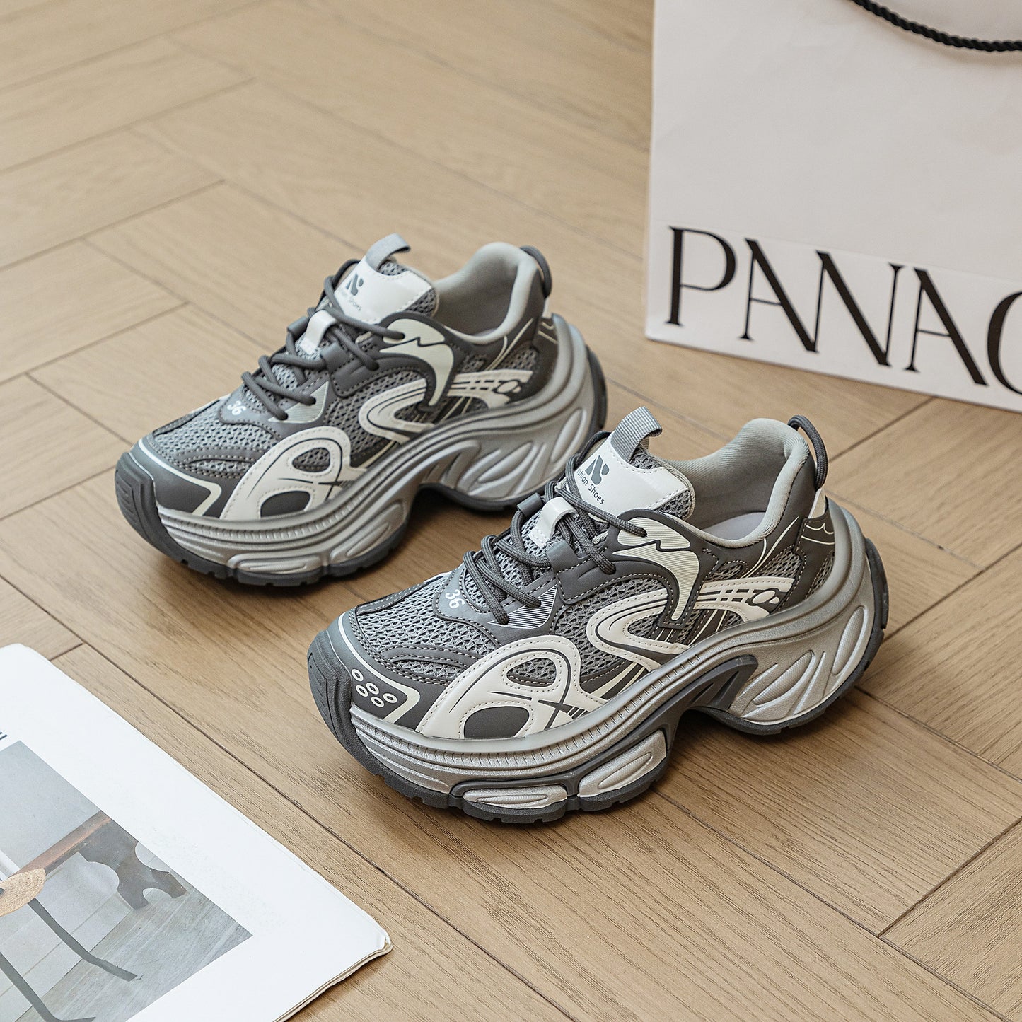 Women's Thick Bottom Elevator Wild Breathable Sports Sneakers