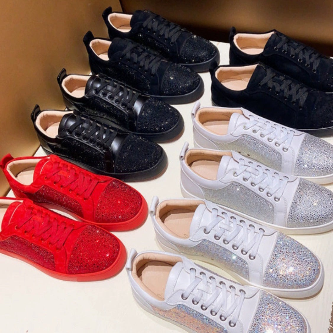 Men's Rivet Red Sole Trendy Flat Breathable Men's Board Shoes