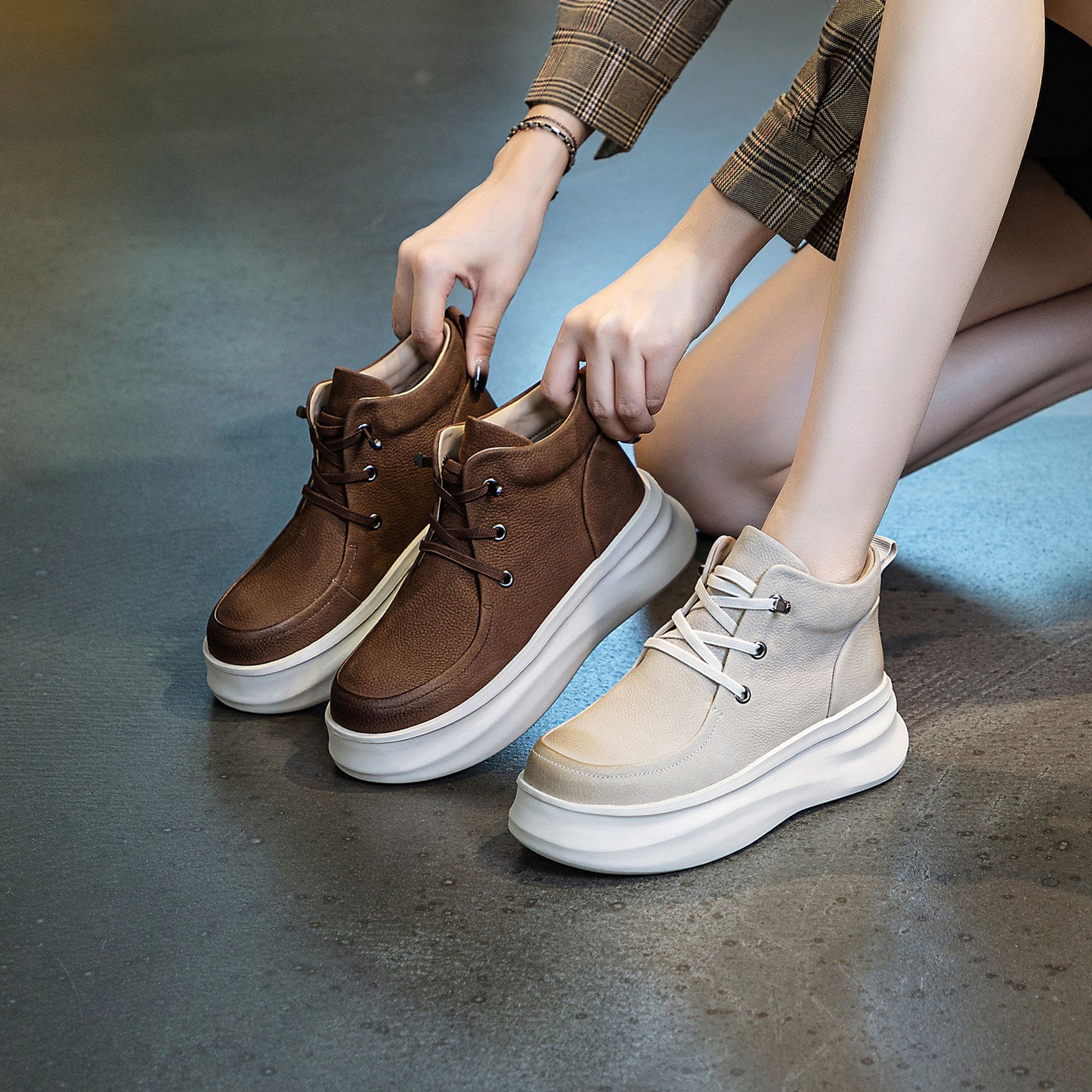 Women's & Men's First Layer Cowhide Thick Bottom Heightened Men's Shoes