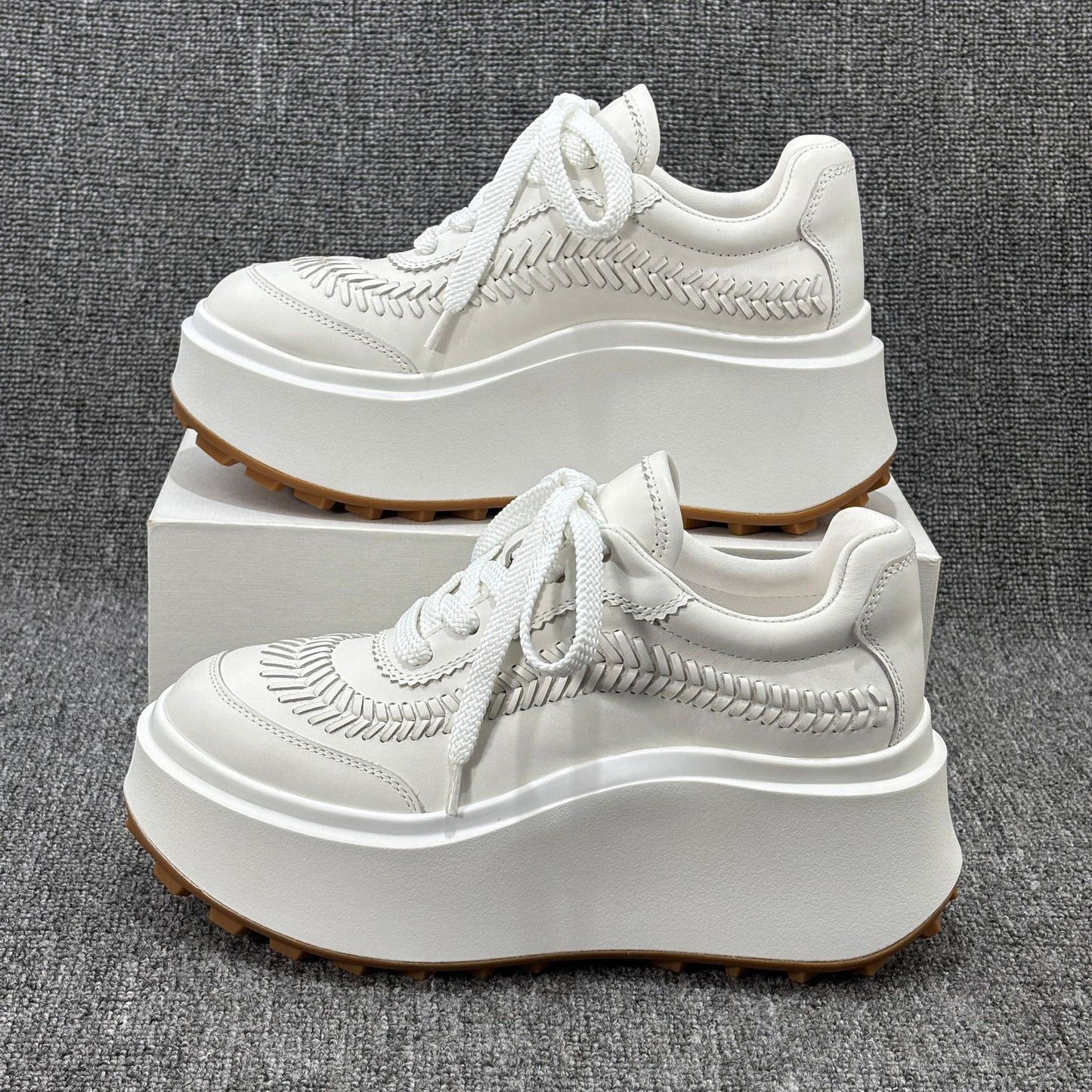 White Heightened Temperament Genuine Platform Muffin Small Fashion Casual Shoes