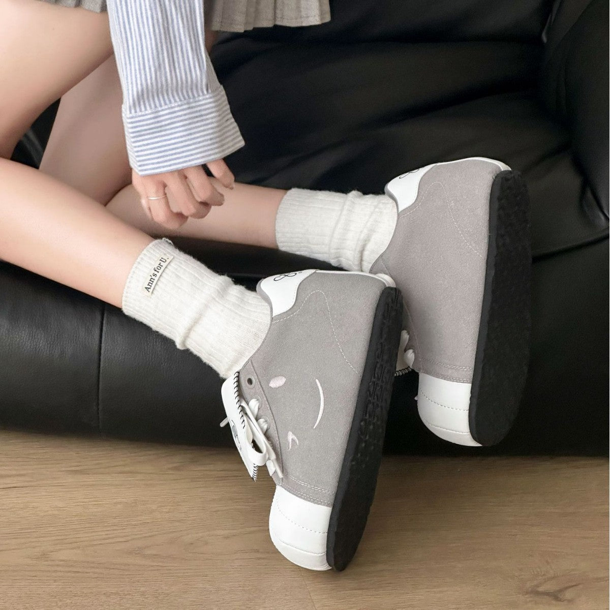 Big Head Hidden Bread White Leisure Heels