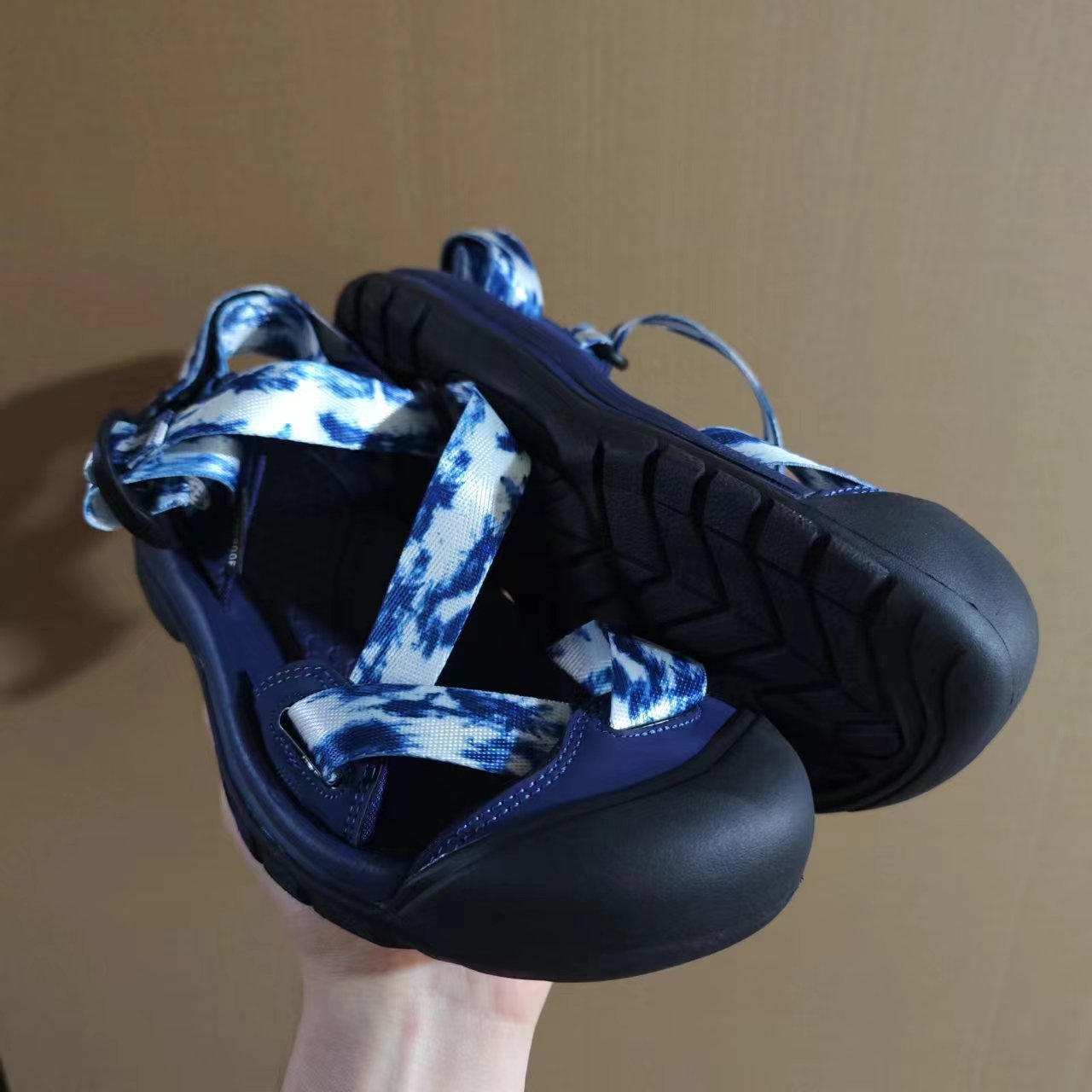 Outdoor Leisure Campsite Upstream Unisex Breathable Retro Flat Sandals