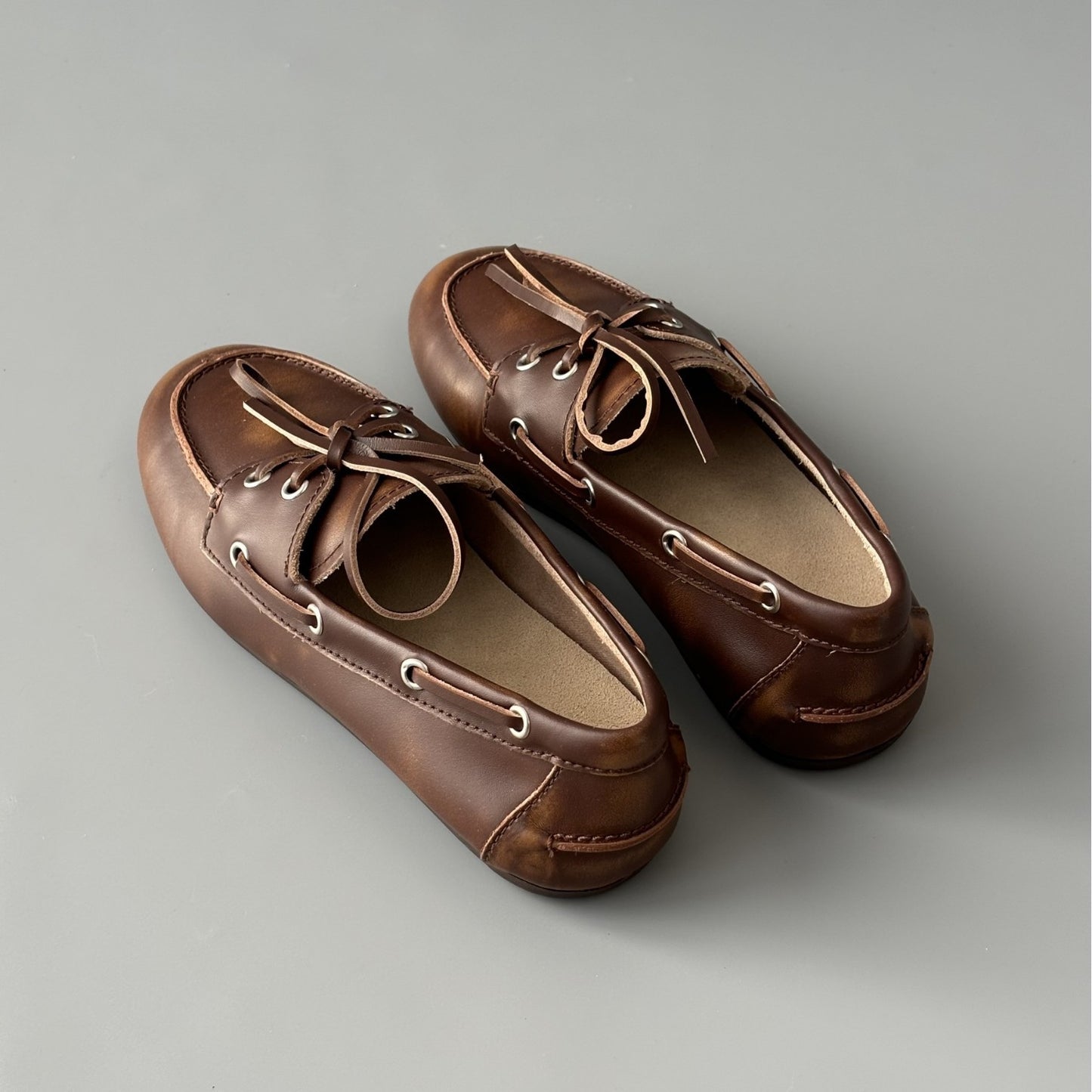 Women's Flat Boat Round Toe Doug Single-layer Leather Shoes