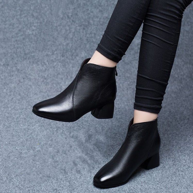 Women's Real Soft Short For Chunky Plush Martin Mid Heels