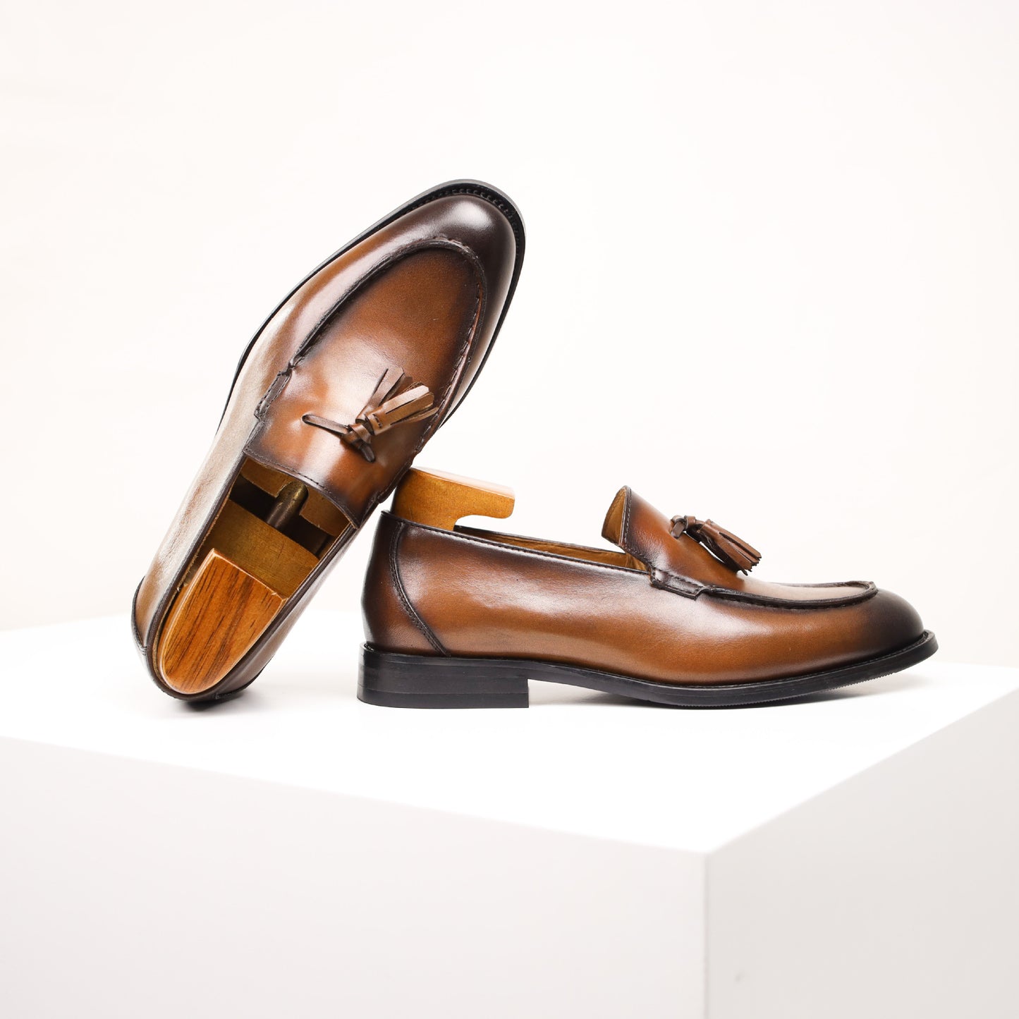 Men's Tassel British Slip-on Extra Large Size Men's Business Leather Shoes