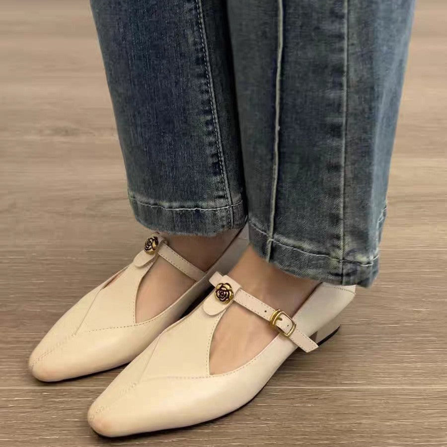 Women's French Buckle Mary Jane Shallow Mouth Retro Camellia Commuter Chunky Heels