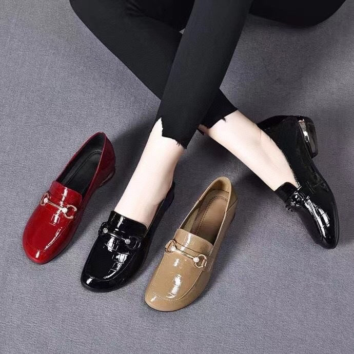 Women's Autumn Round Toe Flat Bottom Buckle Women's Fashion Shoes