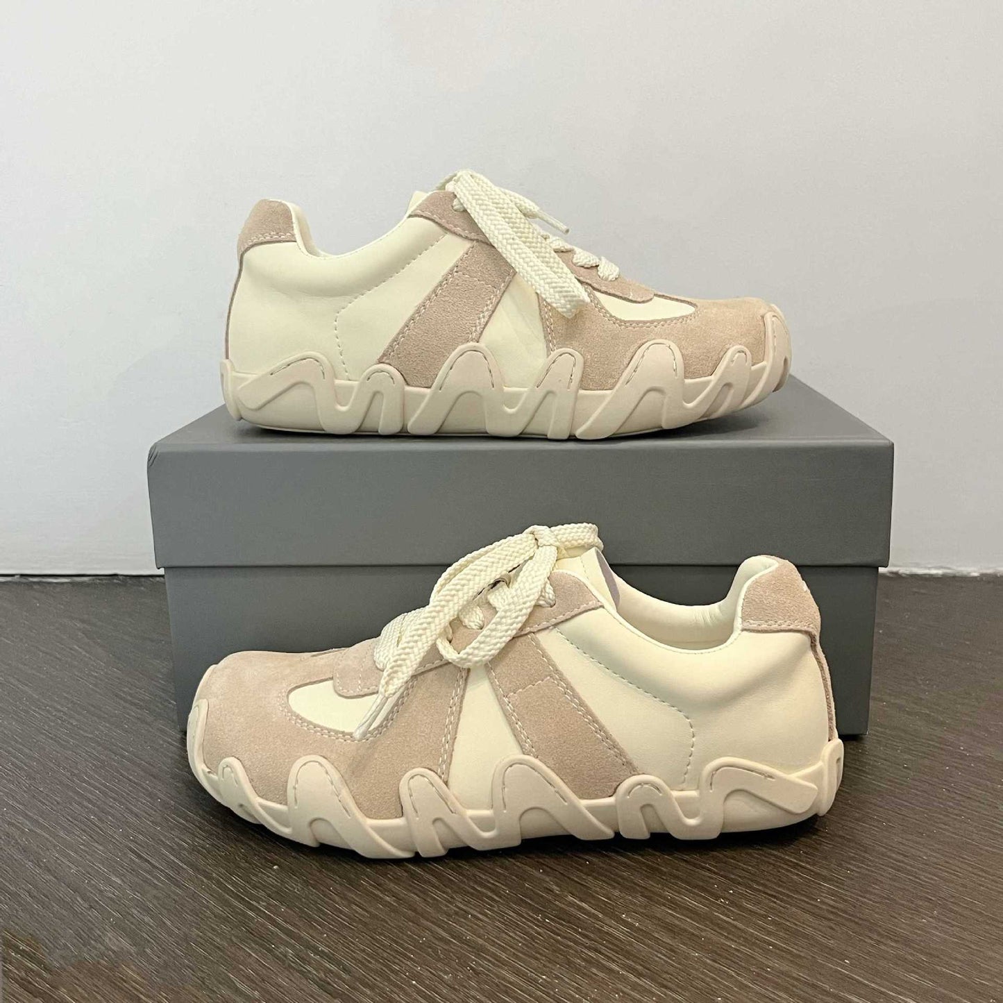 Women's Spring Octopus Niche Matte Breathable Running Lightweight Thin Women's Casual Shoes