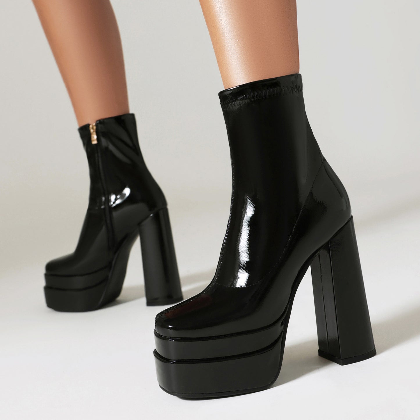 Women's Plus Size Thick Bottom Chunky Small Heels