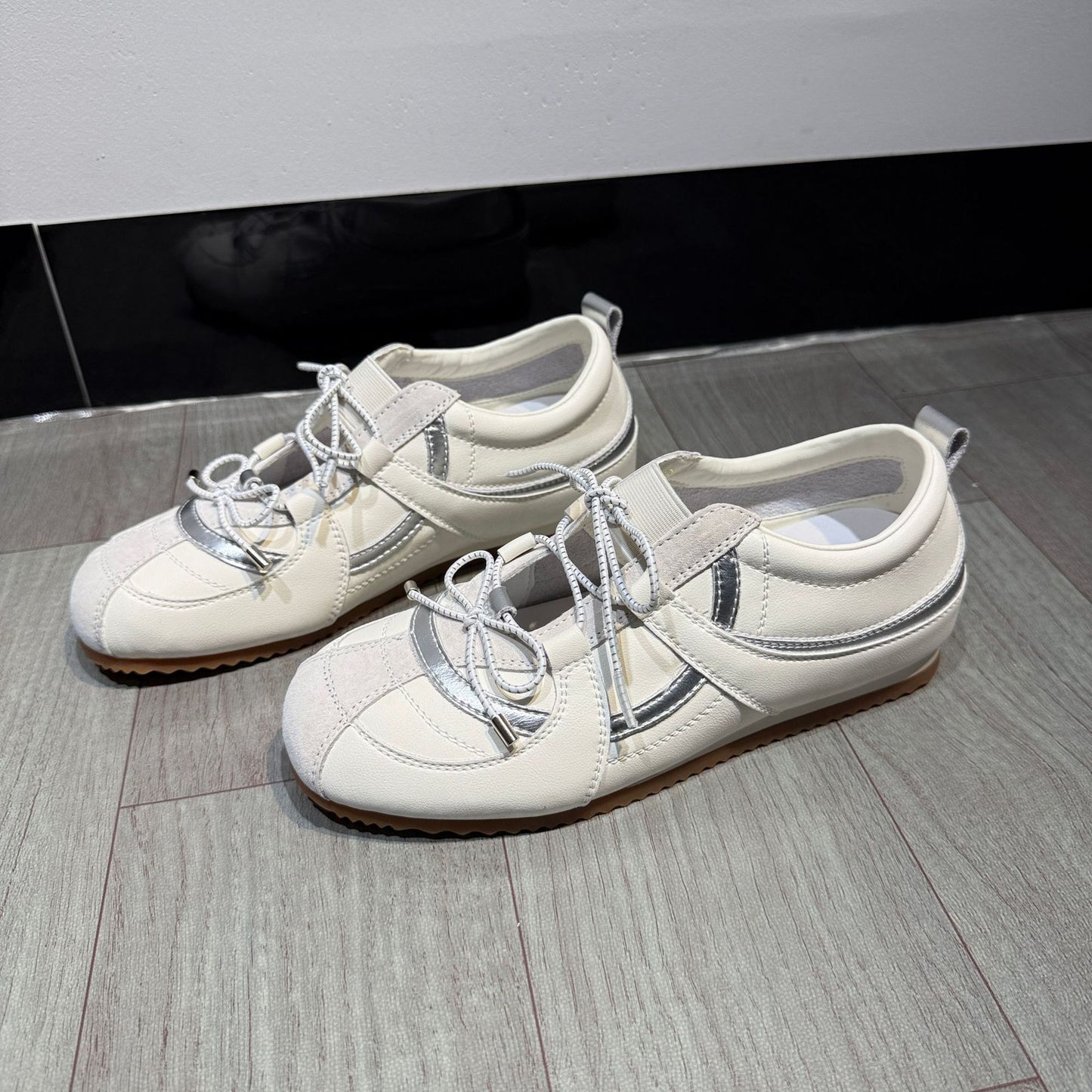 Women's Jane White Platform Height Increasing Insole Women's Casual Shoes